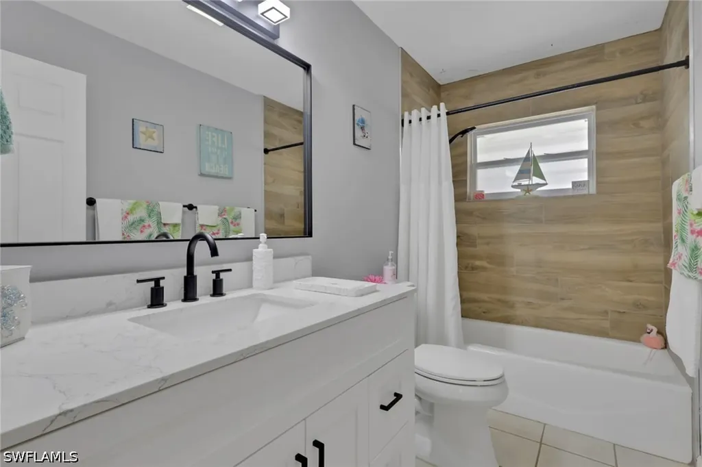 640 27th Street SW Naples FL 34117