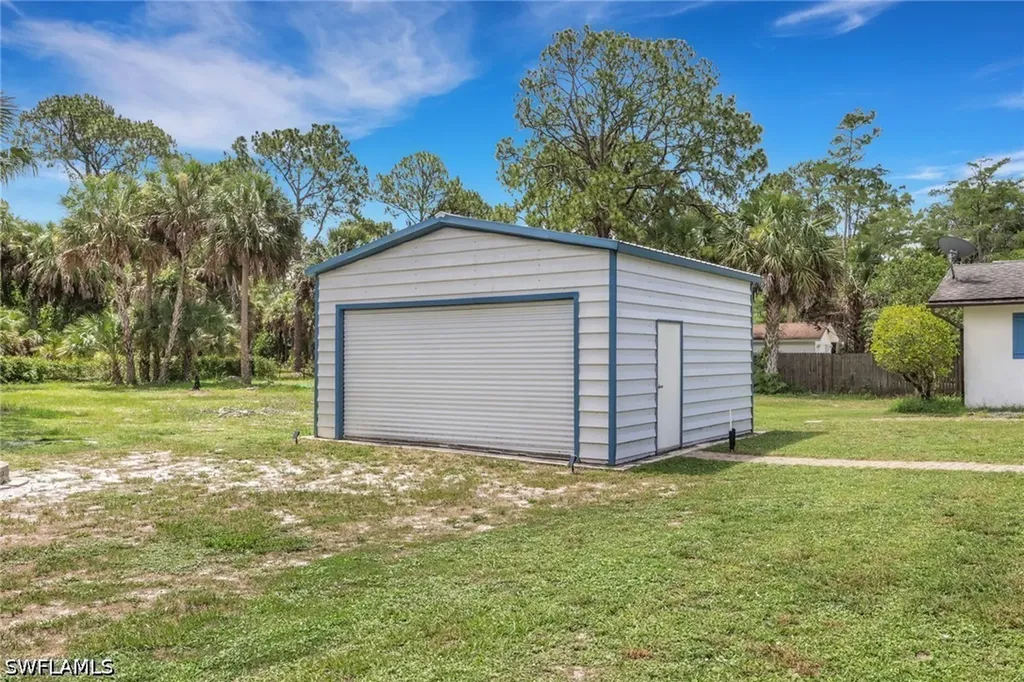 640 27th Street SW Naples FL 34117