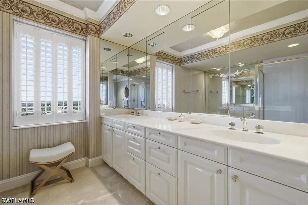 8990 Bay Colony Drive Naples FL 34108