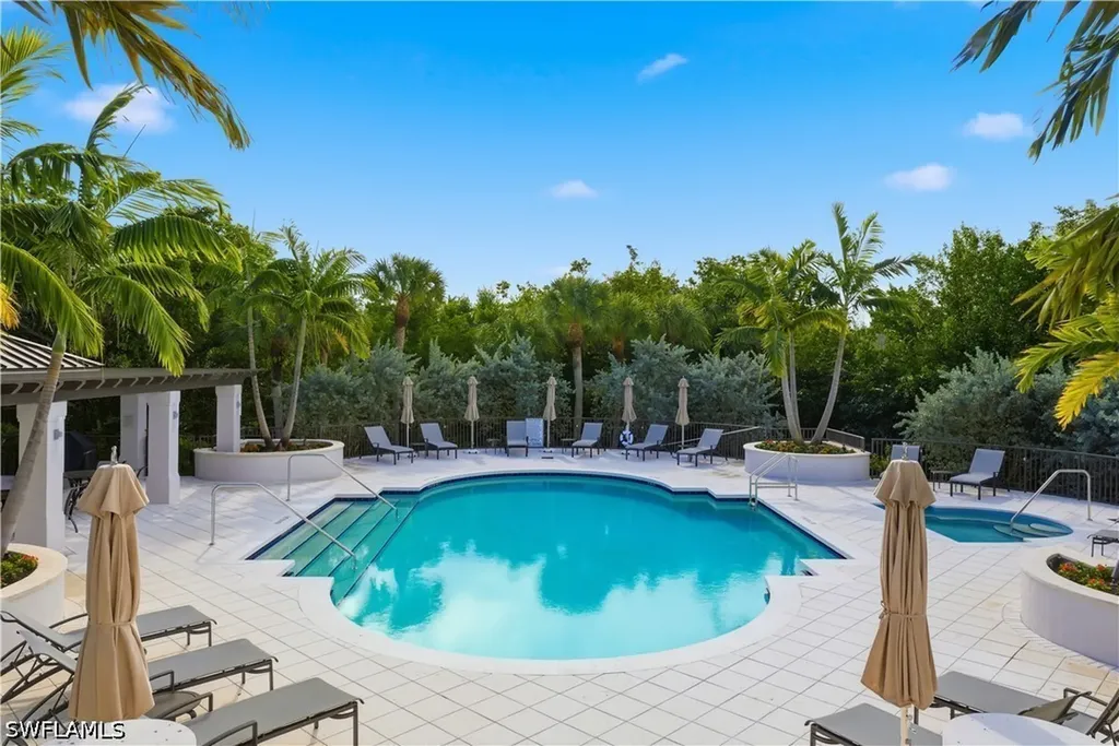 8990 Bay Colony Drive Naples FL 34108