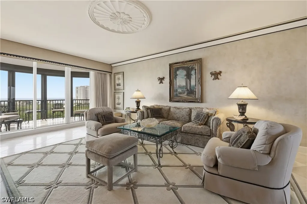 8990 Bay Colony Drive Naples FL 34108