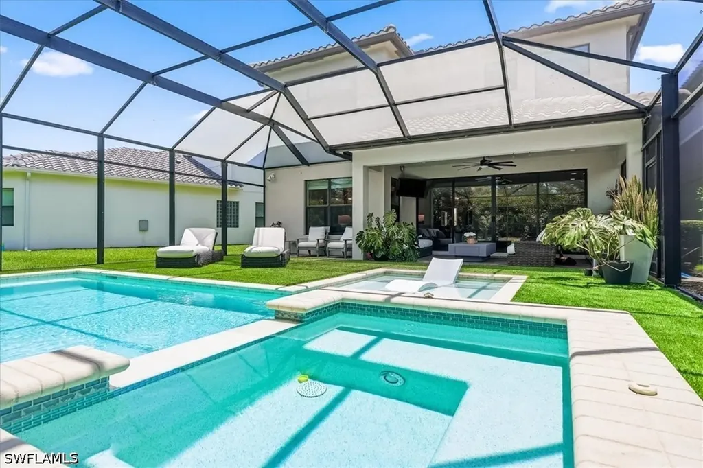 4432 Aurora Street Naples FL 34119