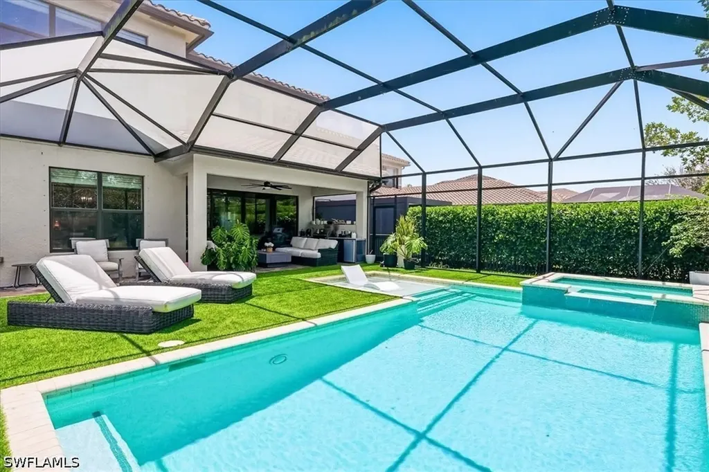 4432 Aurora Street Naples FL 34119