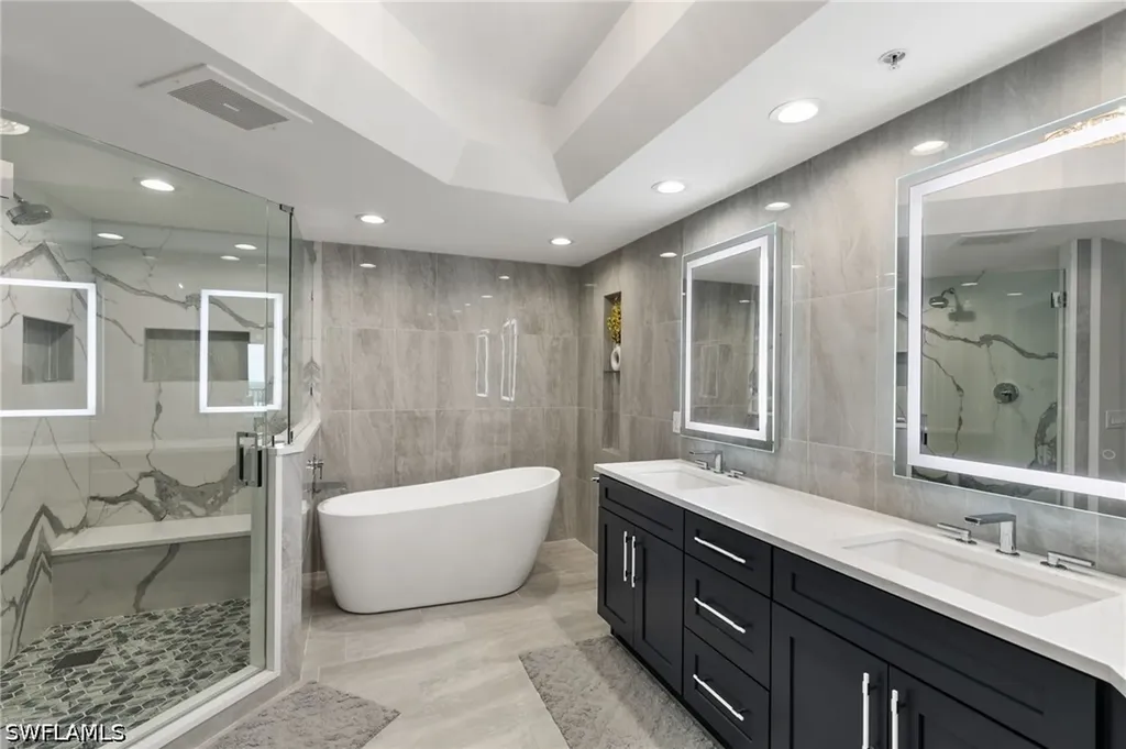 1060 Borghese Lane Naples FL 34114