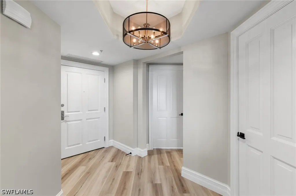 1060 Borghese Lane Naples FL 34114