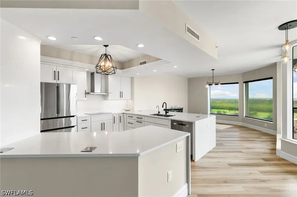 1060 Borghese Lane Naples FL 34114