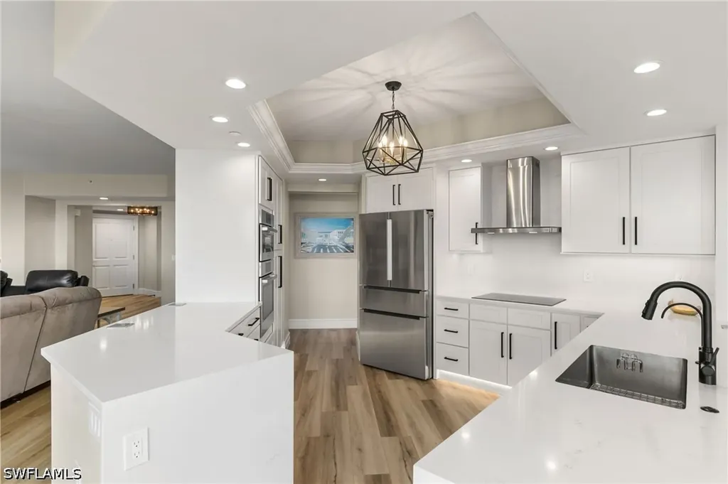 1060 Borghese Lane Naples FL 34114
