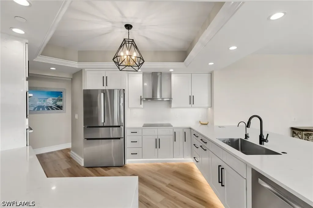 1060 Borghese Lane Naples FL 34114