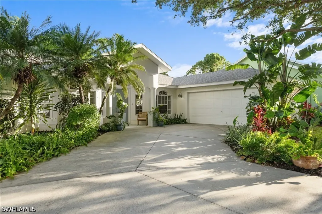 20 Heritage Way Naples FL 34110