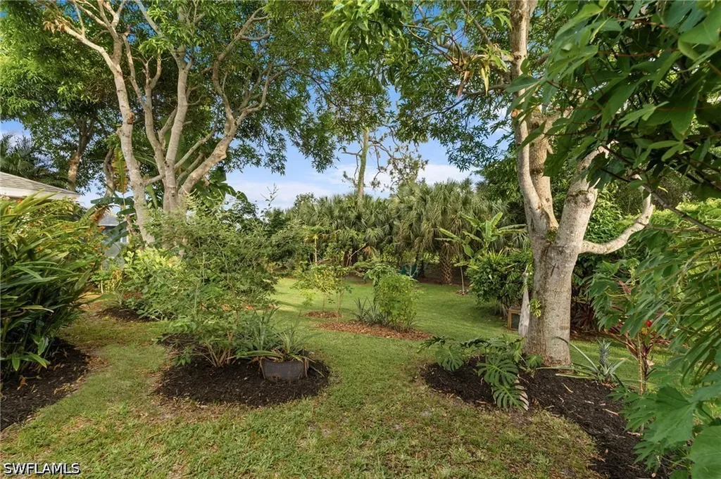 20 Heritage Way Naples FL 34110
