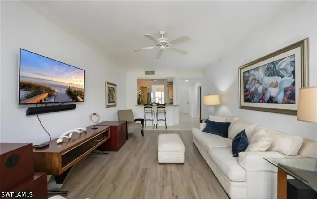 410 Bayfront Place Naples FL 34102
