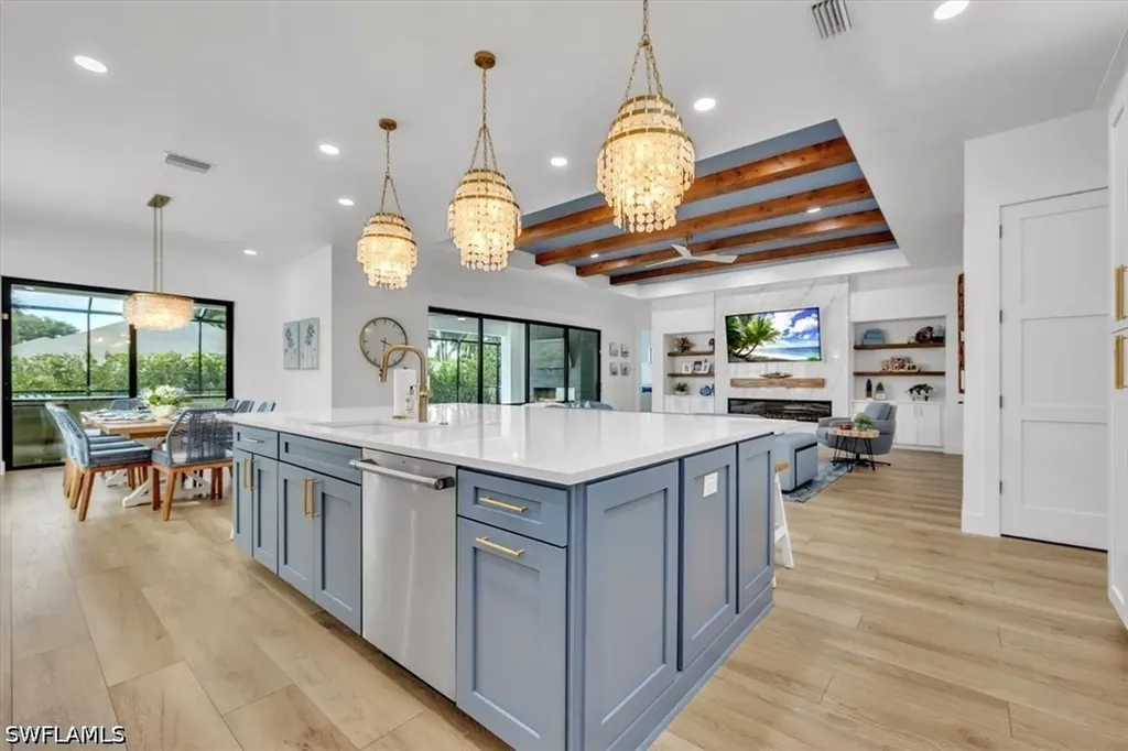 1187 22nd Avenue N Naples FL 34103