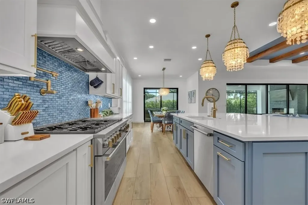 1187 22nd Avenue N Naples FL 34103