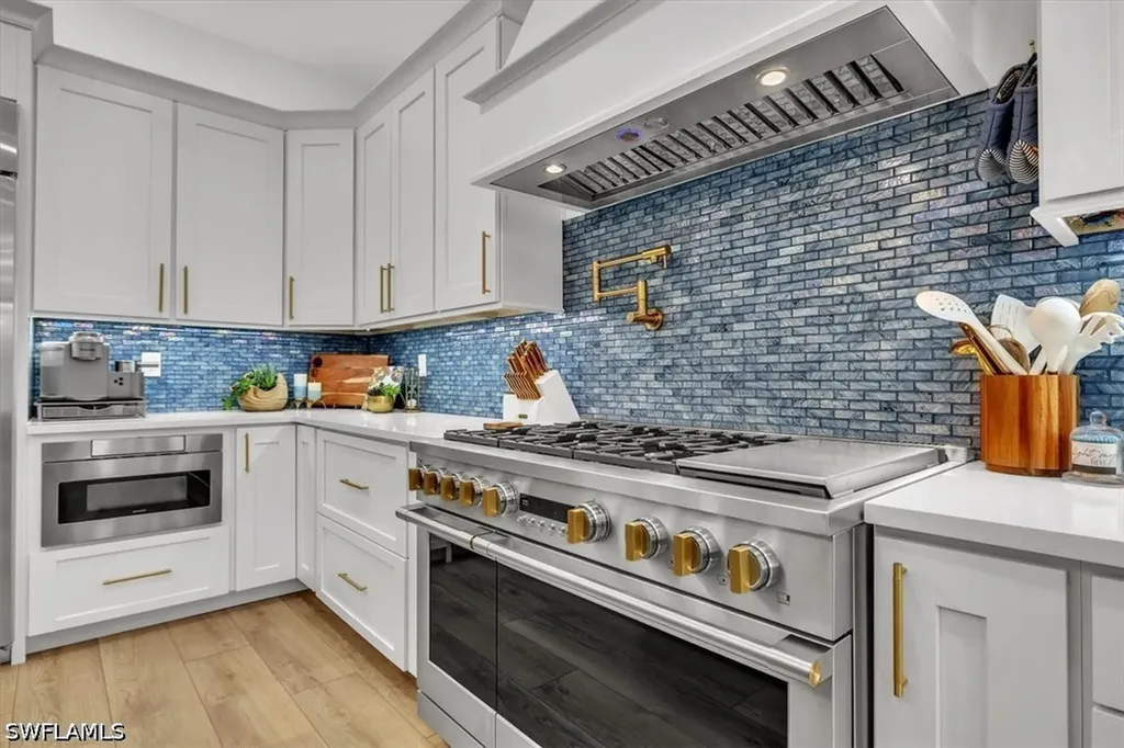 1187 22nd Avenue N Naples FL 34103