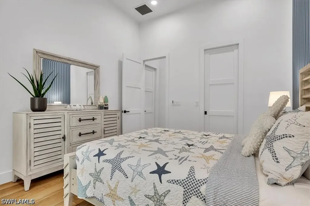 1187 22nd Avenue N Naples FL 34103
