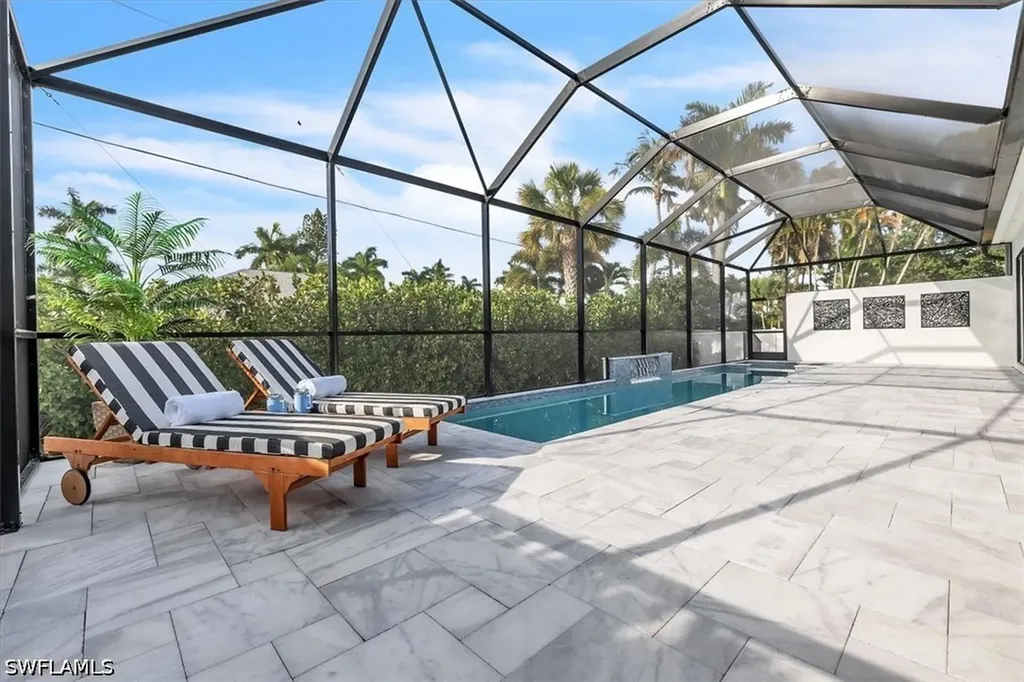 1187 22nd Avenue N Naples FL 34103