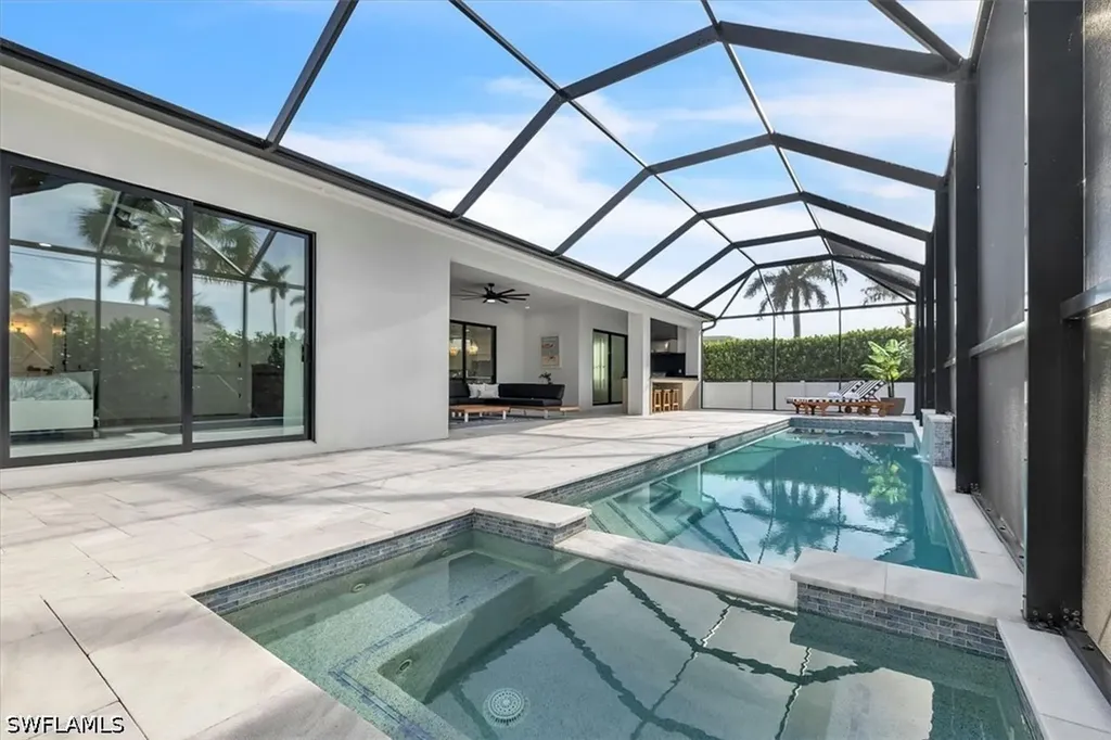 1187 22nd Avenue N Naples FL 34103