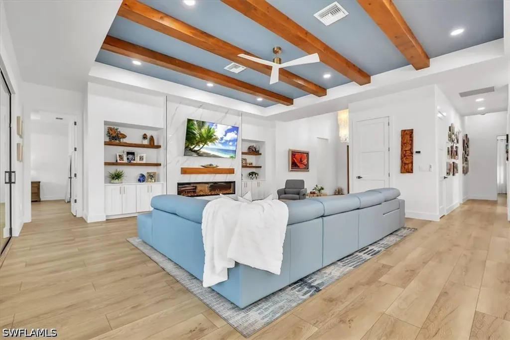 1187 22nd Avenue N Naples FL 34103