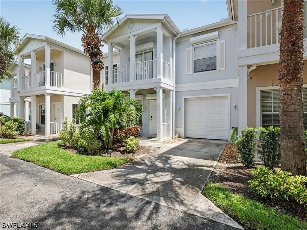 Naples FL, 3299 Megan Lane, Unit 4