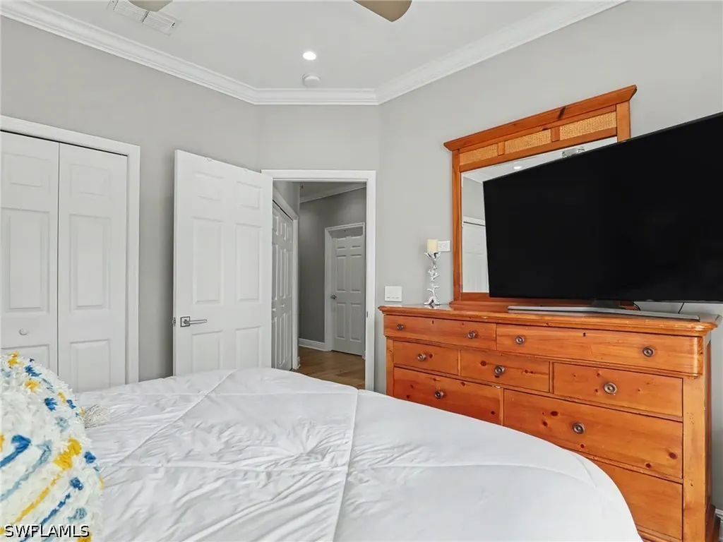 3299 Megan Lane Naples FL 34109