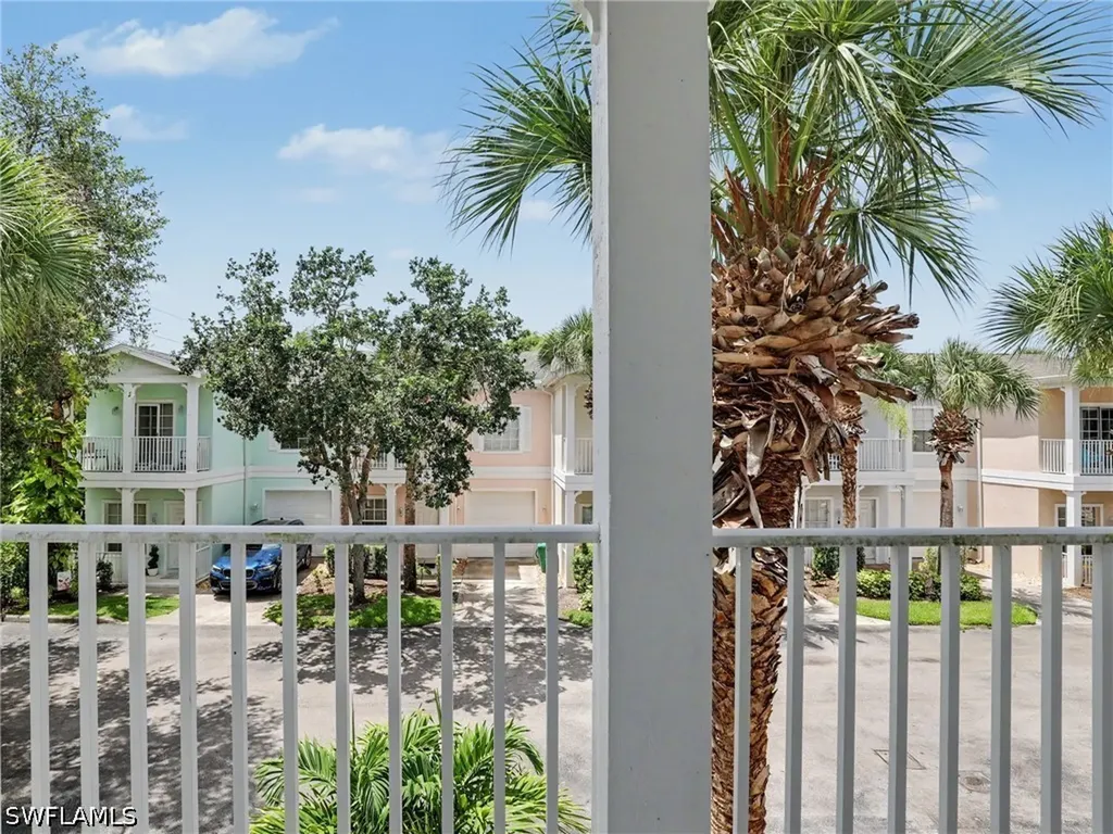 3299 Megan Lane Naples FL 34109