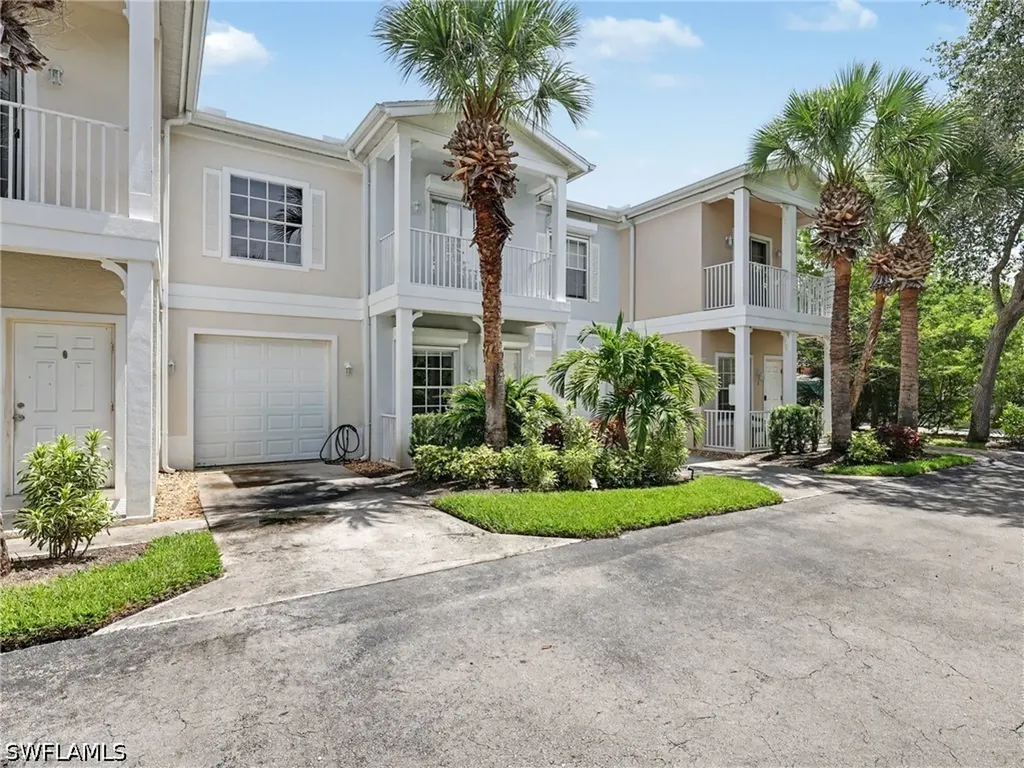 3299 Megan Lane Naples FL 34109