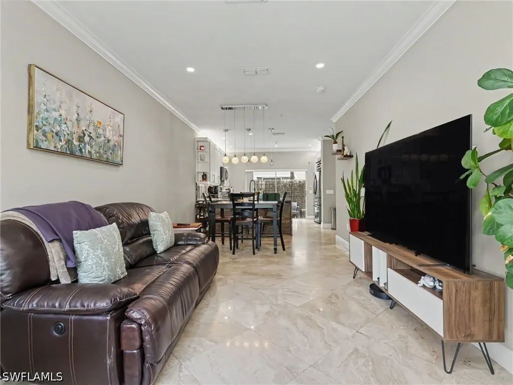 3299 Megan Lane Naples FL 34109