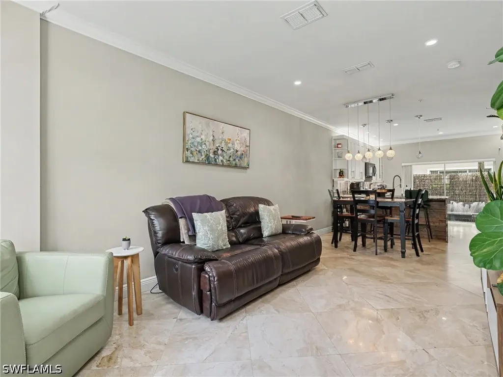 3299 Megan Lane Naples FL 34109