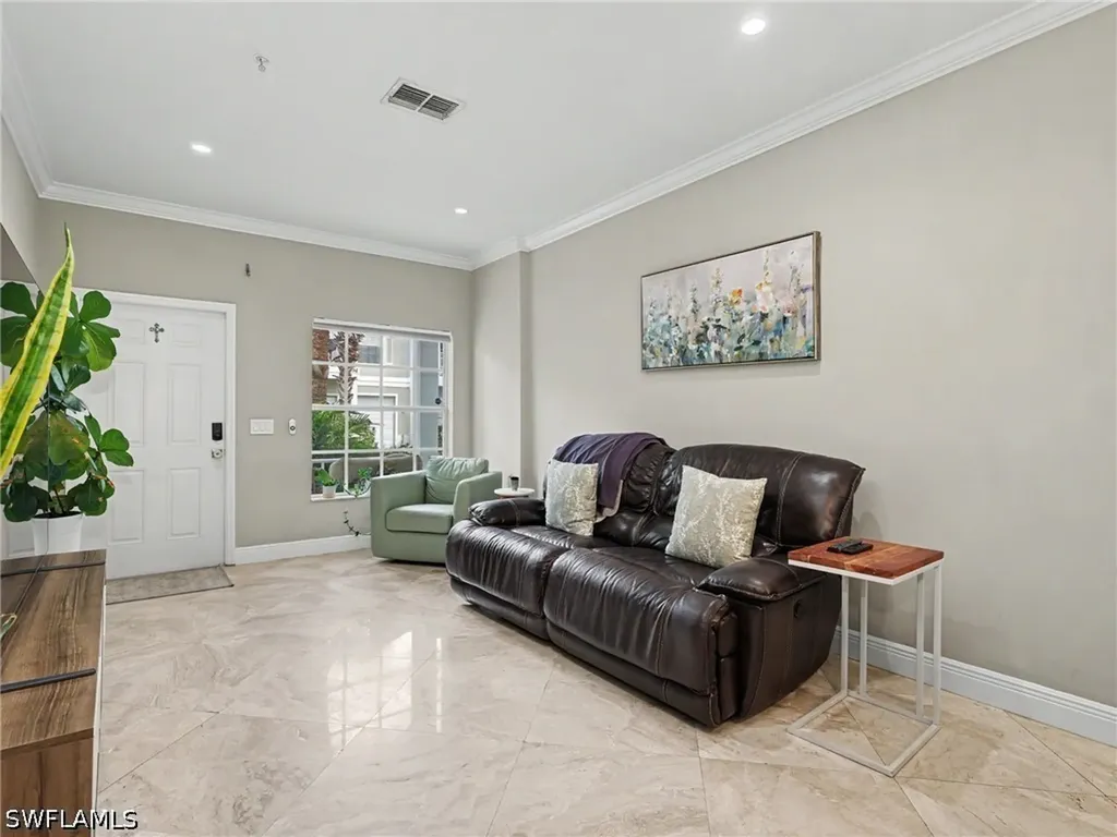 3299 Megan Lane Naples FL 34109