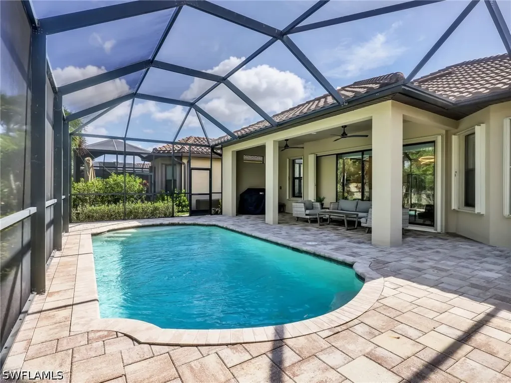 8451 Palacio Terrace W Naples FL 34114