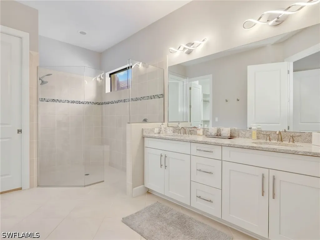 8451 Palacio Terrace W Naples FL 34114