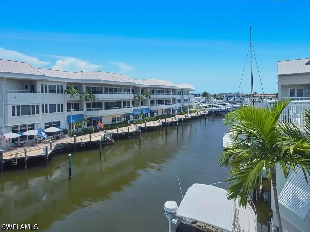1001 10th Avenue S Naples FL 34102