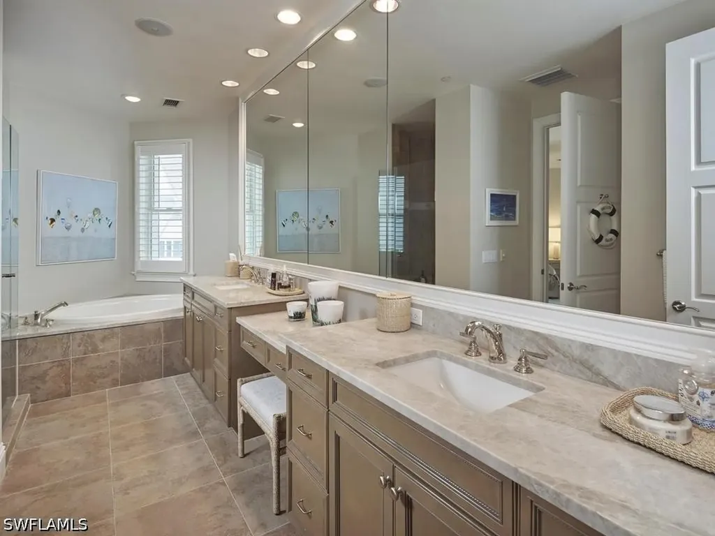 1001 10th Avenue S Naples FL 34102