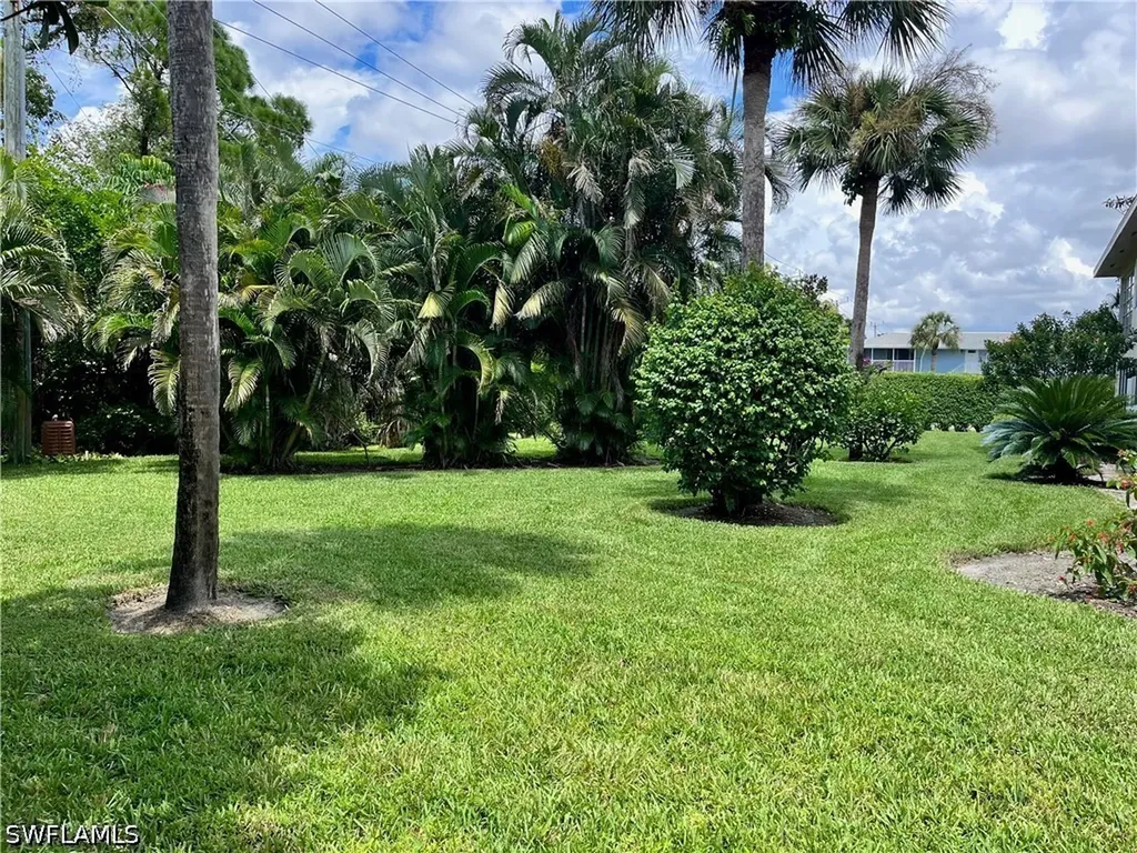 190 Palm Drive Naples FL 34112