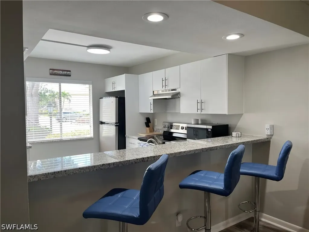190 Palm Drive Naples FL 34112