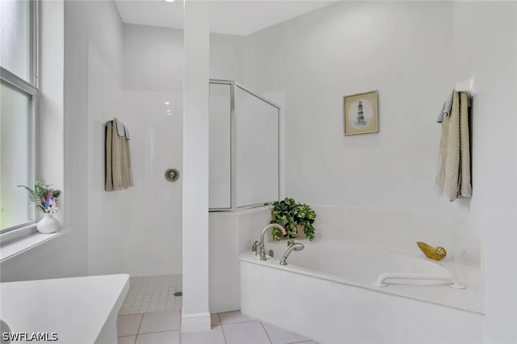516 Eagle Creek Drive Naples FL 34113