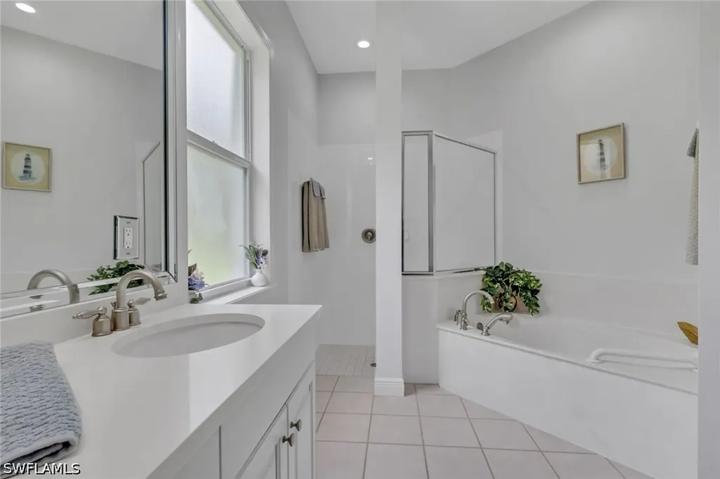 516 Eagle Creek Drive Naples FL 34113