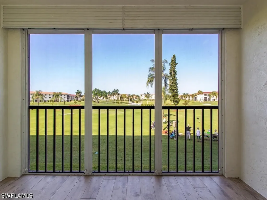29 High Point Circle E Naples FL 34103