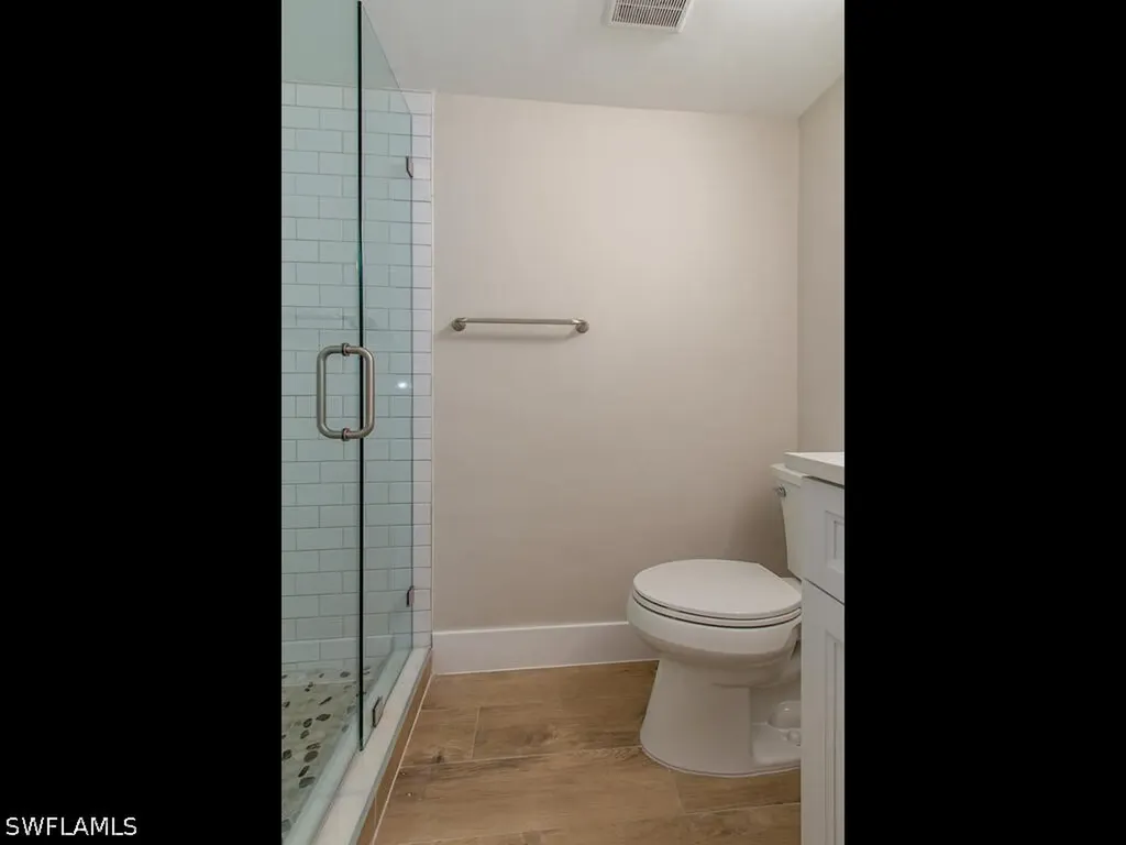 29 High Point Circle E Naples FL 34103