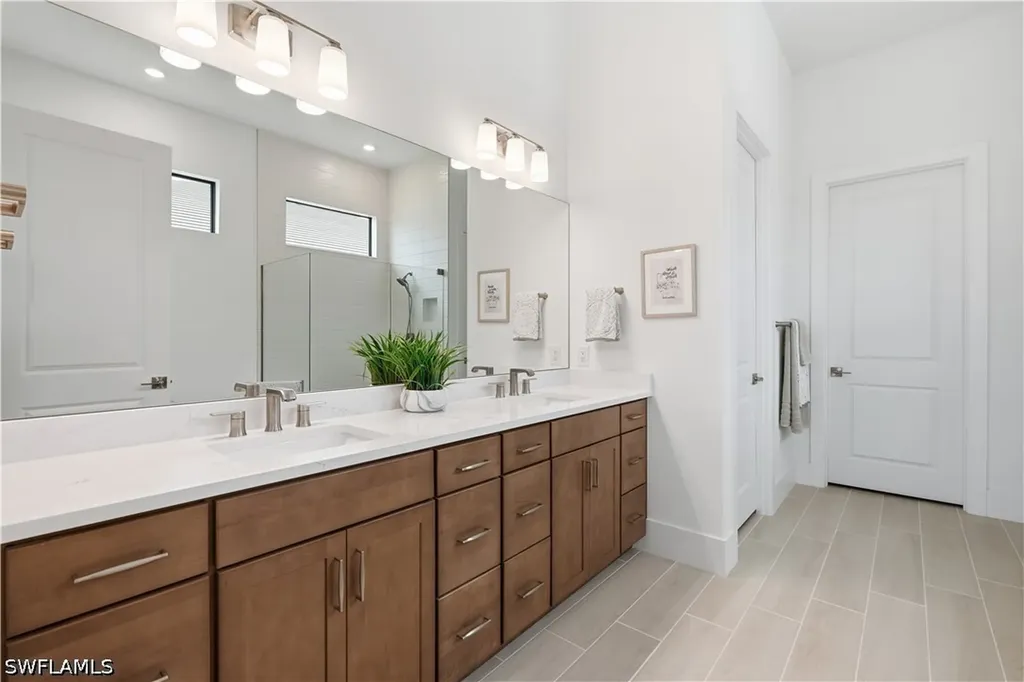 1825 Verada Court Naples FL 34120