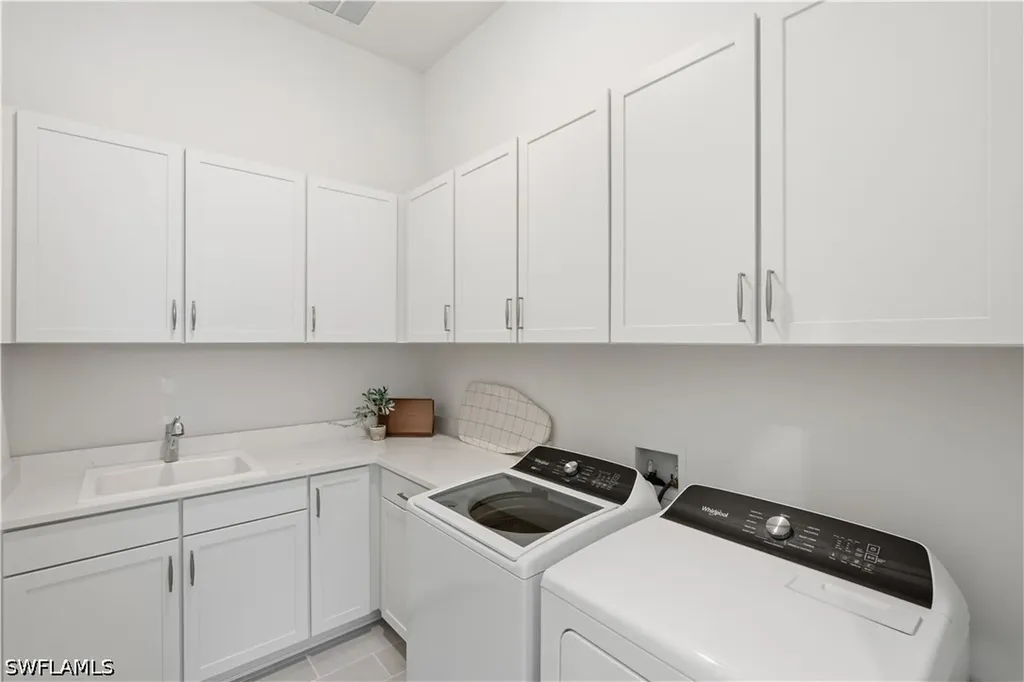 1825 Verada Court Naples FL 34120