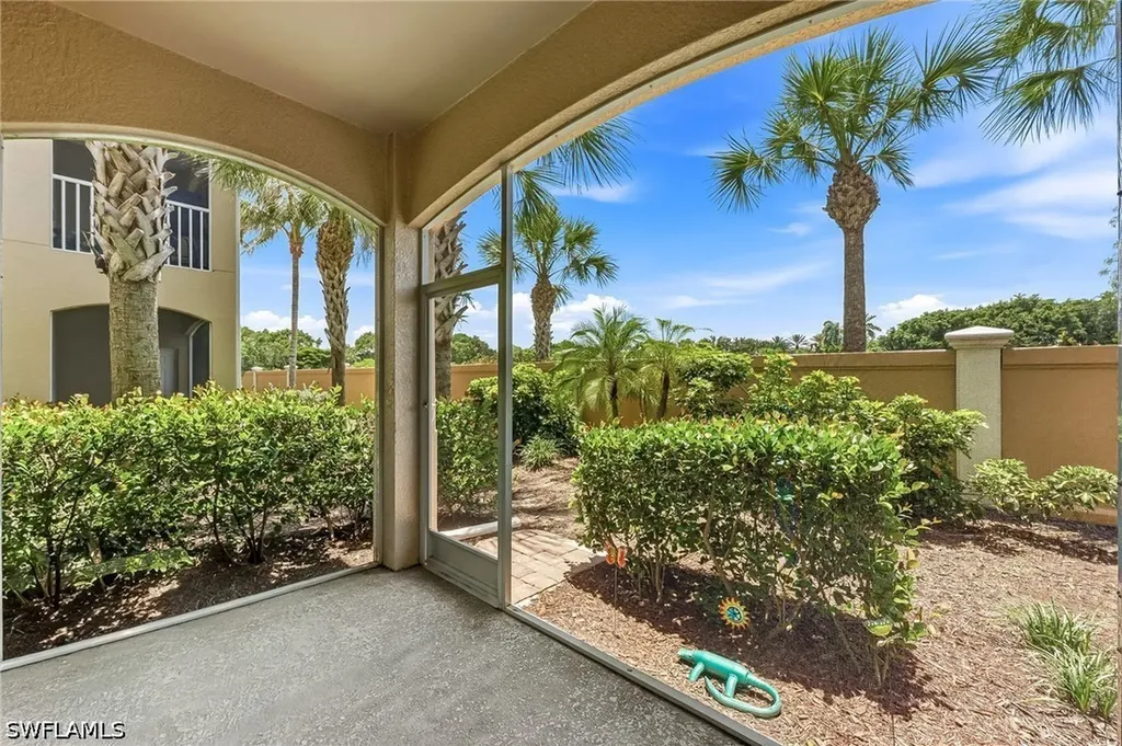 28000 Sosta Lane Bonita Springs FL 34135