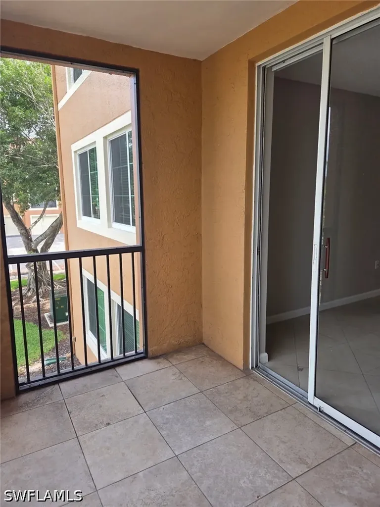 1105 Reserve Court Naples FL 34105