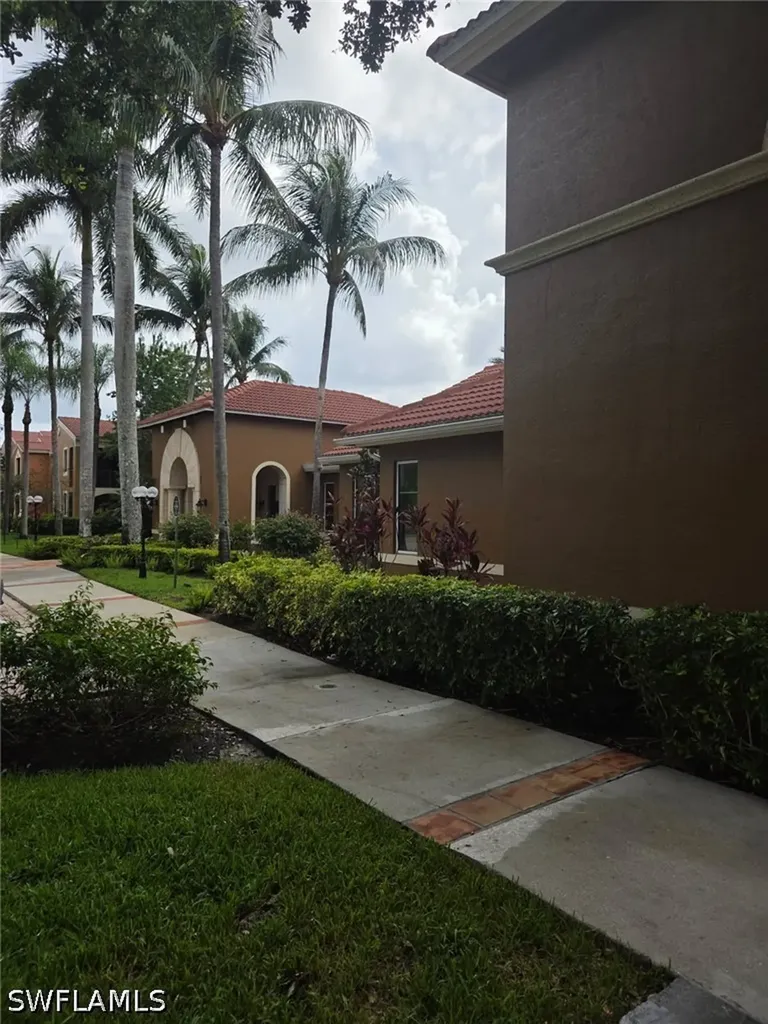 1105 Reserve Court Naples FL 34105
