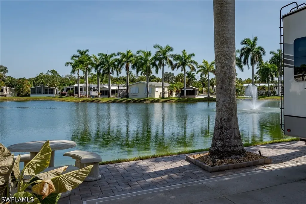 1146 Silver Lakes Boulevard Naples FL 34114