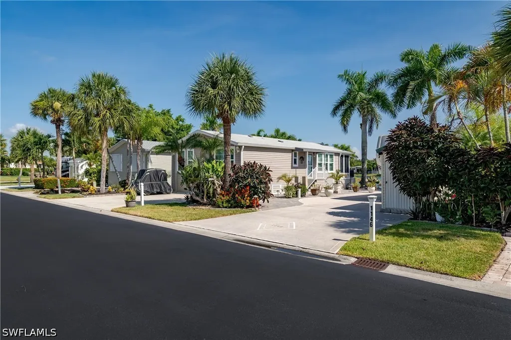 1146 Silver Lakes Boulevard Naples FL 34114