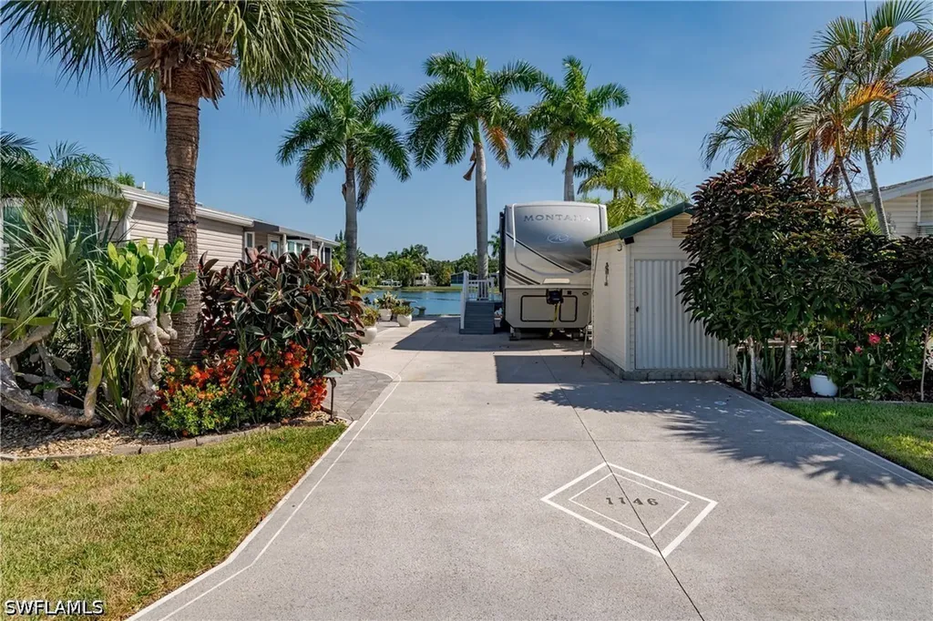 1146 Silver Lakes Boulevard Naples FL 34114