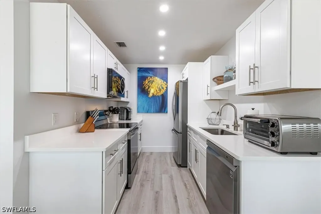 2100 Gulf Shore Boulevard N Naples FL 34102