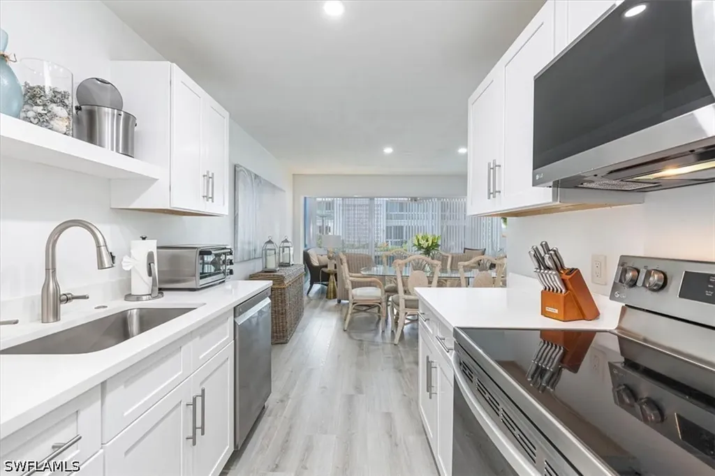 2100 Gulf Shore Boulevard N Naples FL 34102