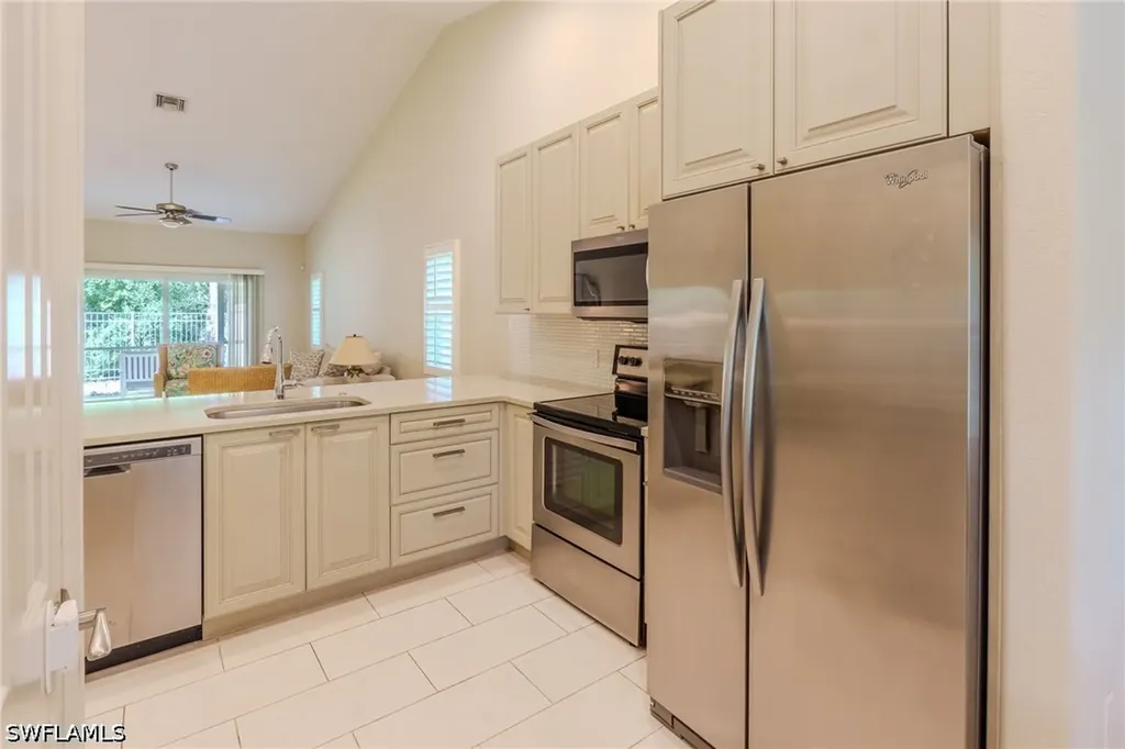 3510 Avion Woods Court Naples FL 34104